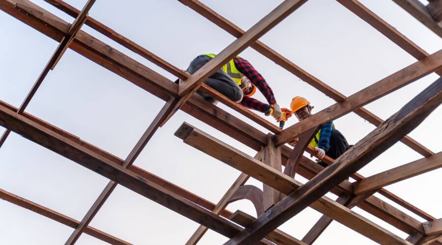 Professional gutter cleaning services in Salton City, CA